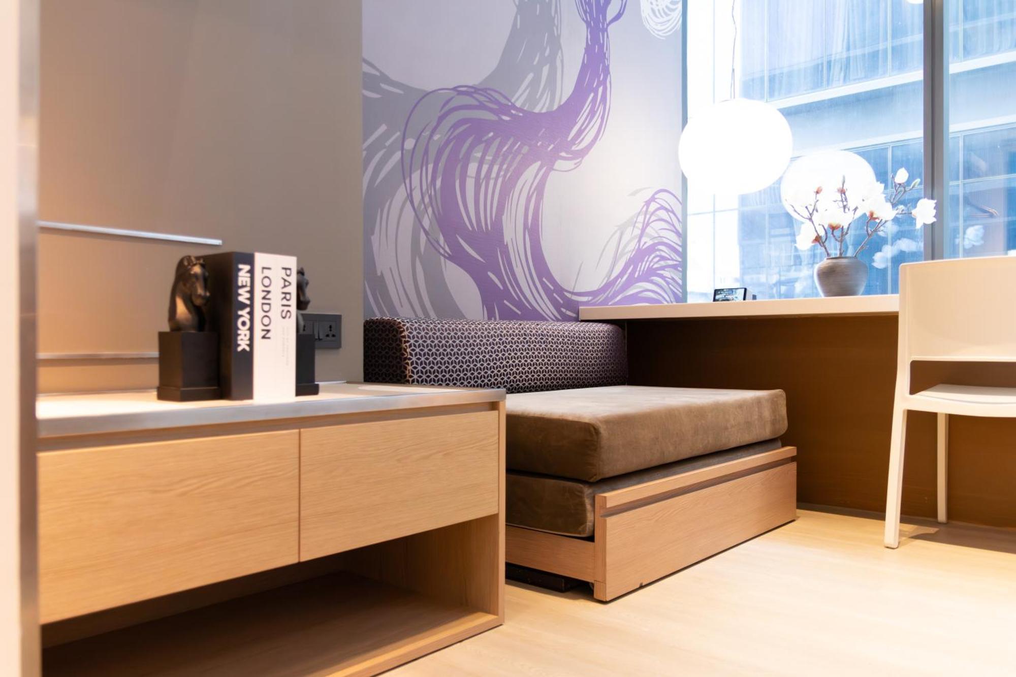 Premier Loft